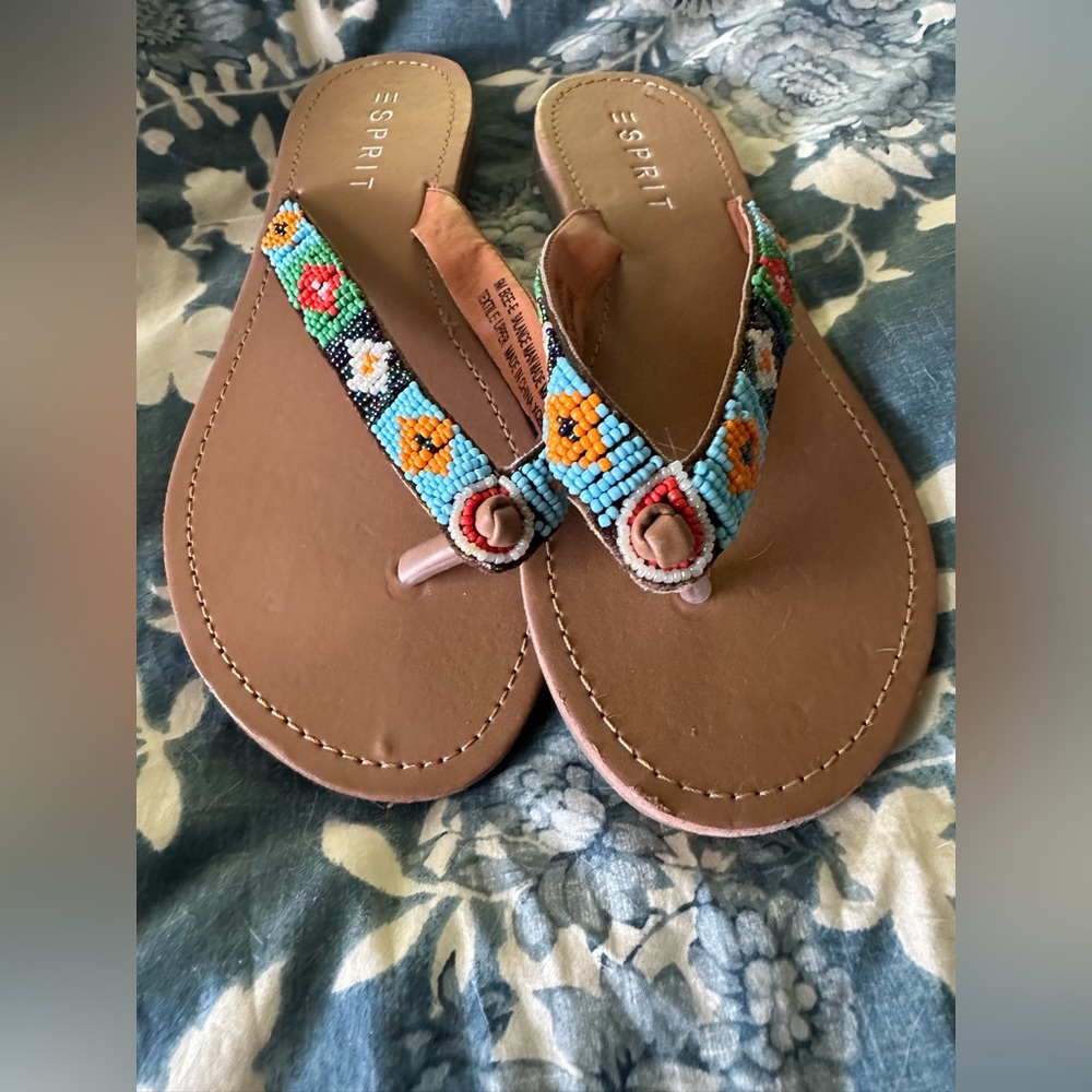 Esprit Brown Sandals with Navajo inspired beading size 8.5